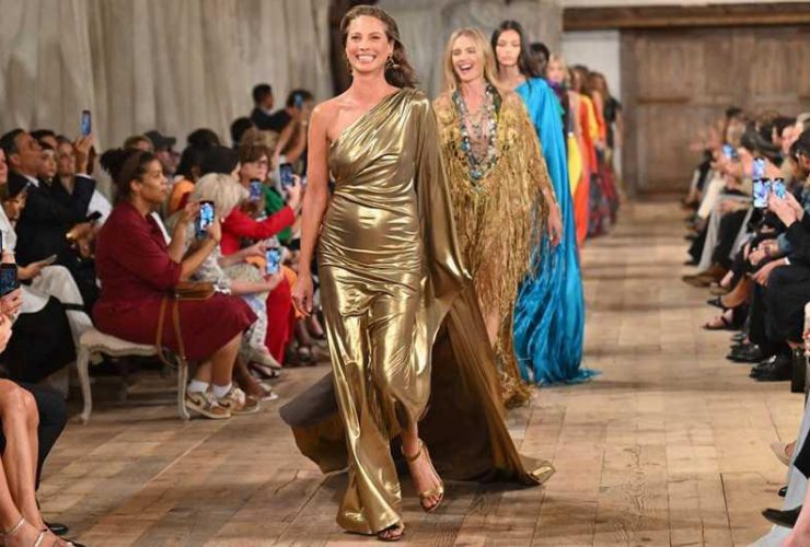 Women’s Dress Trends to Follow This Year – Must-Have Styles for 2025