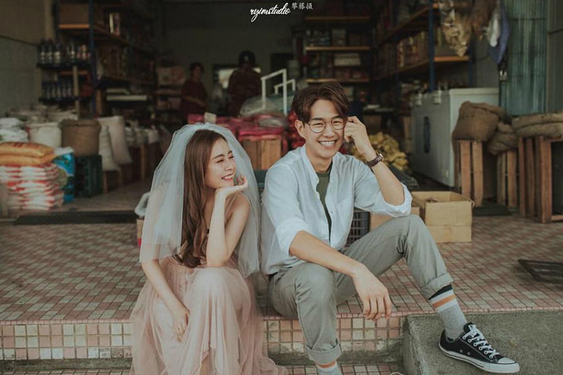 Casual-Chic Pre-Wedding Outfit Ideas 